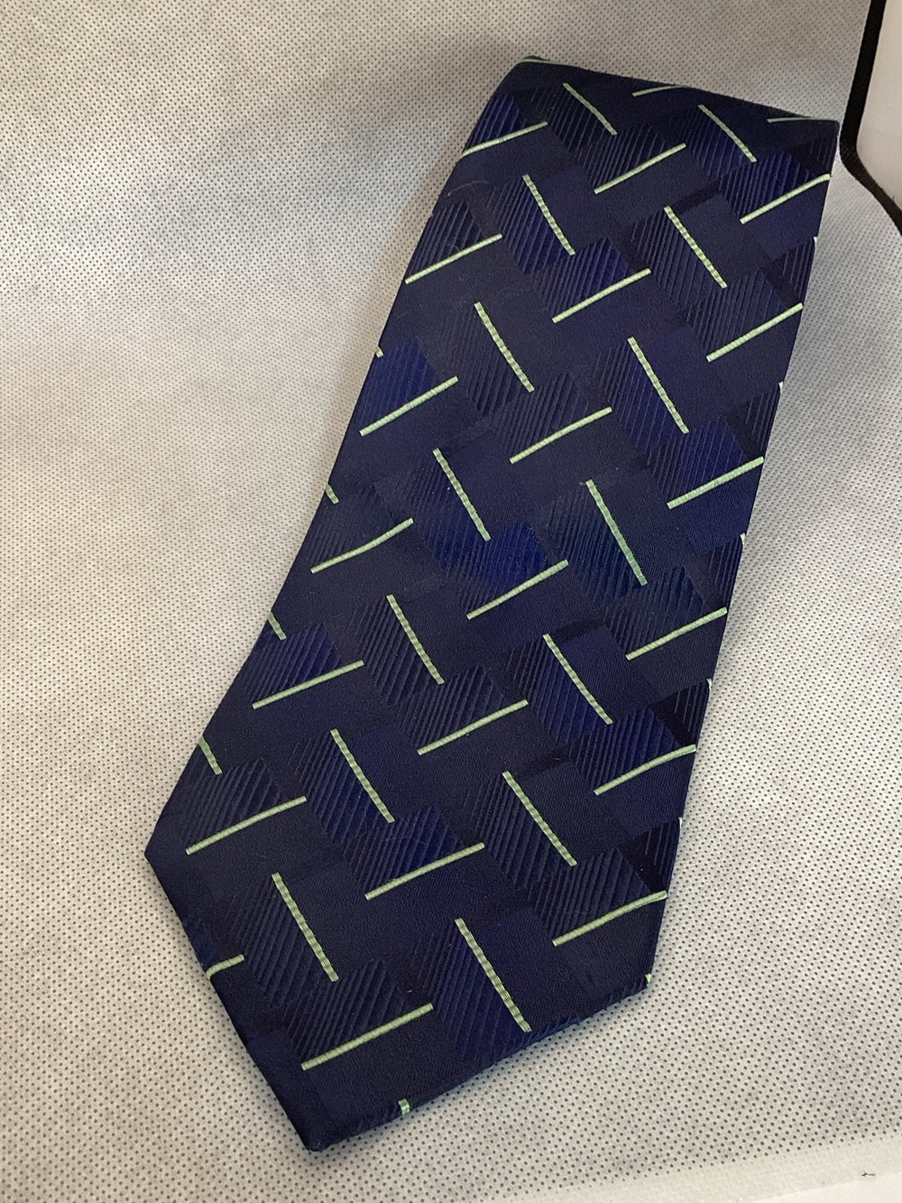 Pierre Cardin Mens Geometric Silk Necktie Navy Blue Green Designer Classic Tie